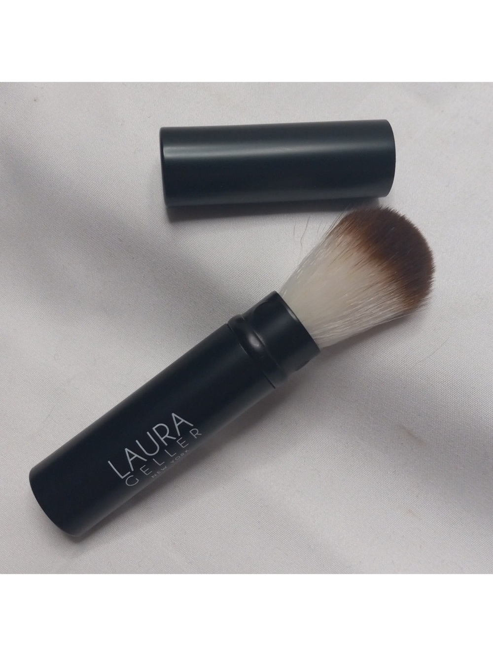 Laura Geller Retractable Powder Brush - Black with Brown-Tipped Bristles